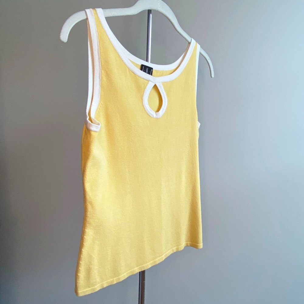 INC Light Yellow Keyhole Tank w/ White Trim, Perfect Condition